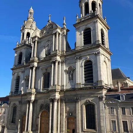 Apartment Confortable Centre